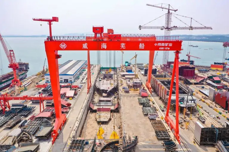 reliable gantry crane supplier for shipyards